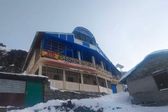 Neelkanth-Hotel-during-snowfall